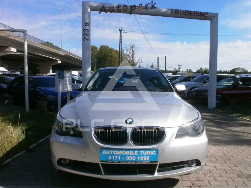 2004 BMW 545