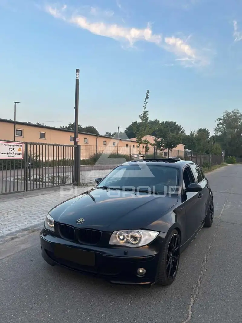 2004 BMW 120