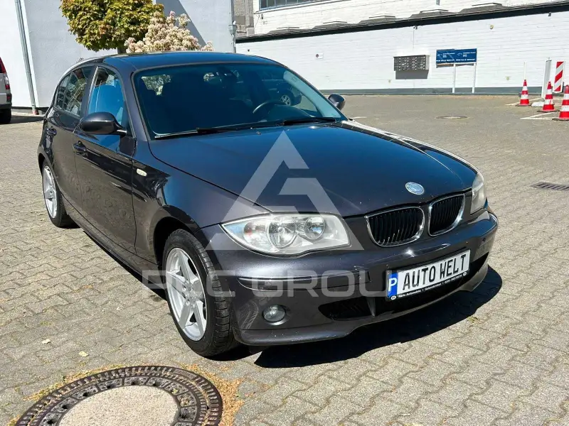 2004 BMW 120