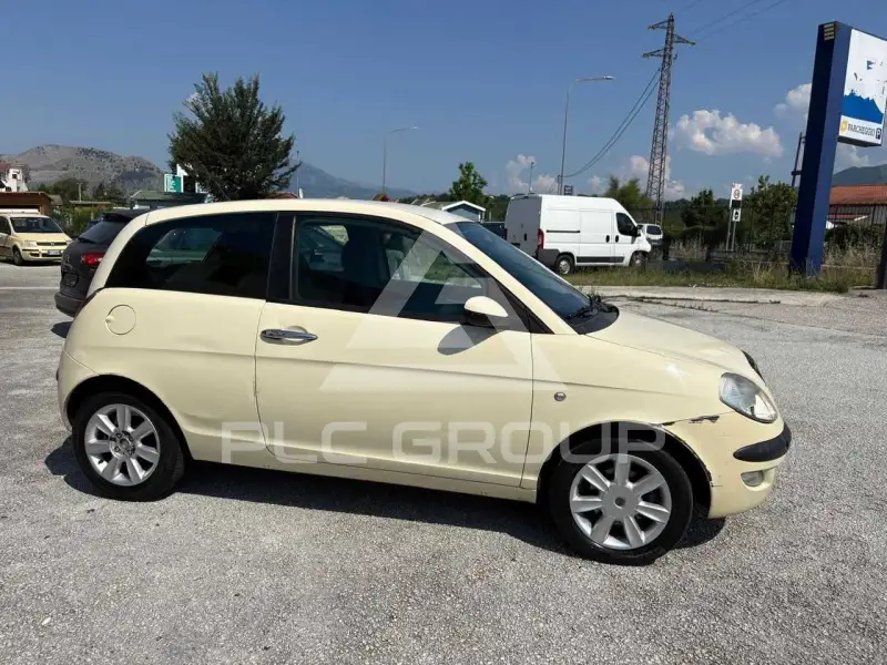 2004 Lancia YPSILON