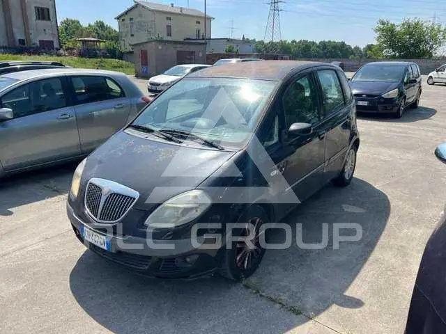2004 Lancia Musa