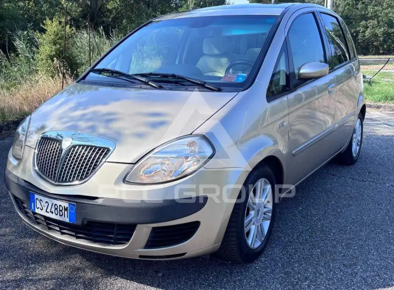 2004 Lancia Musa