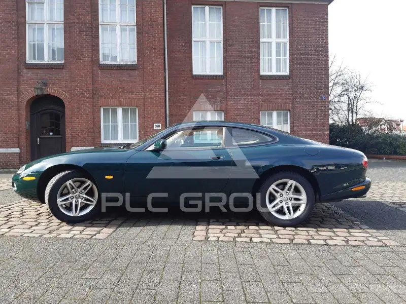 2004 Jaguar XK8