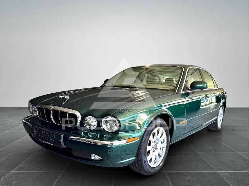2004 Jaguar XJ