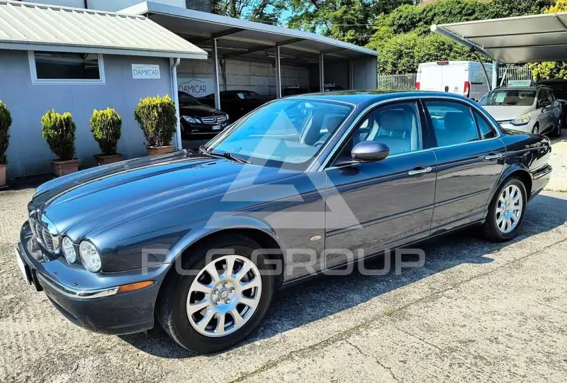 2004 Jaguar XJ