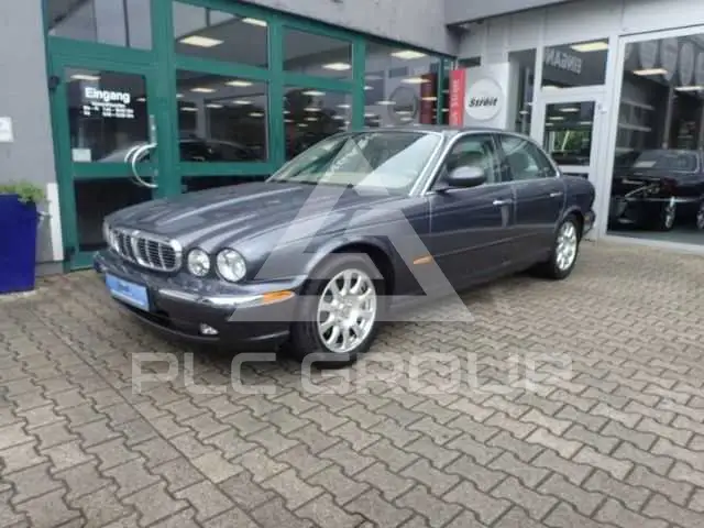 2004 Jaguar XJ