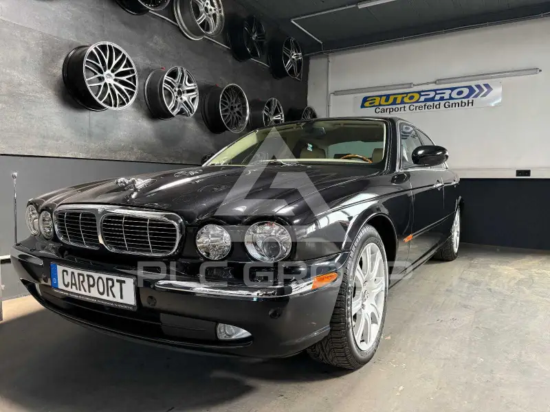 2004 Jaguar XJ