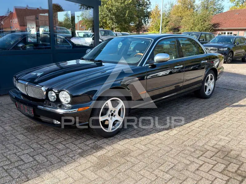 2004 Jaguar XJ