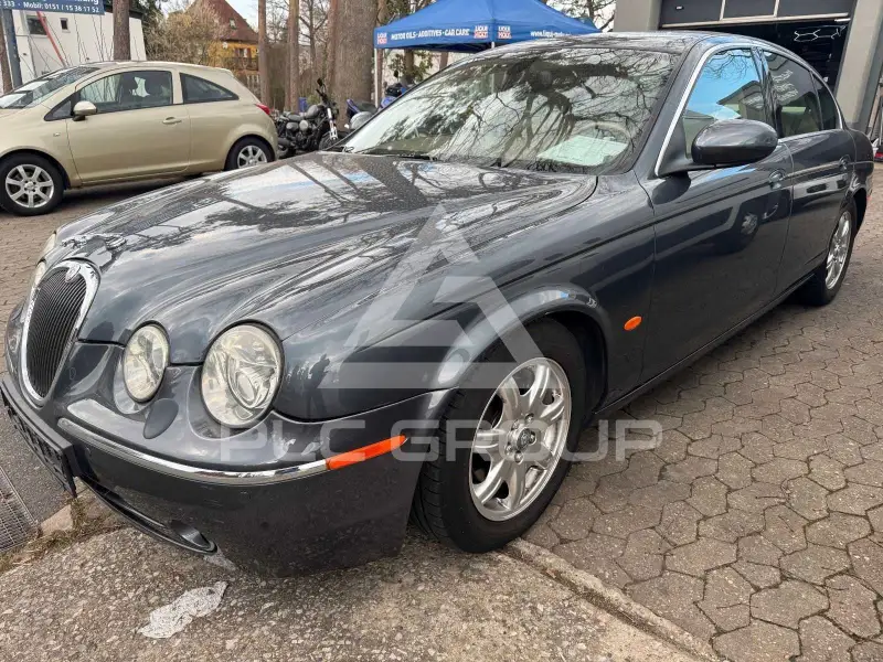 2010 Jaguar S-TYPE