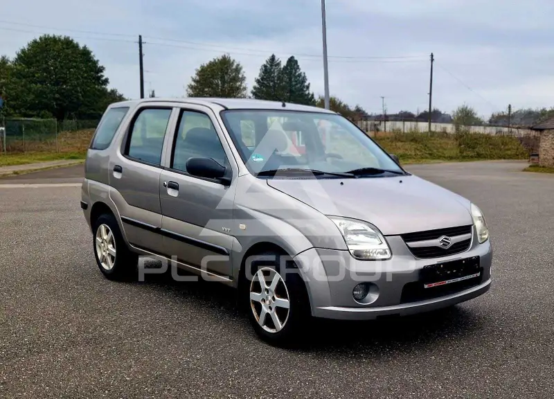 2004 Suzuki Ignis