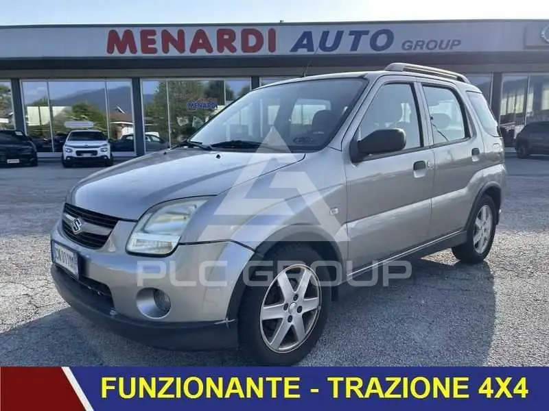 2004 Suzuki Ignis