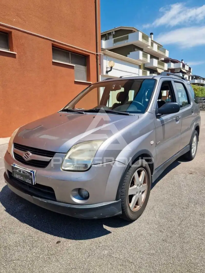 2004 Suzuki Ignis