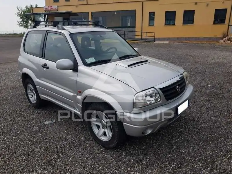 2004 Suzuki Grand Vitara