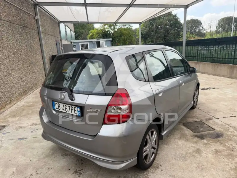 2004 Honda JAZZ