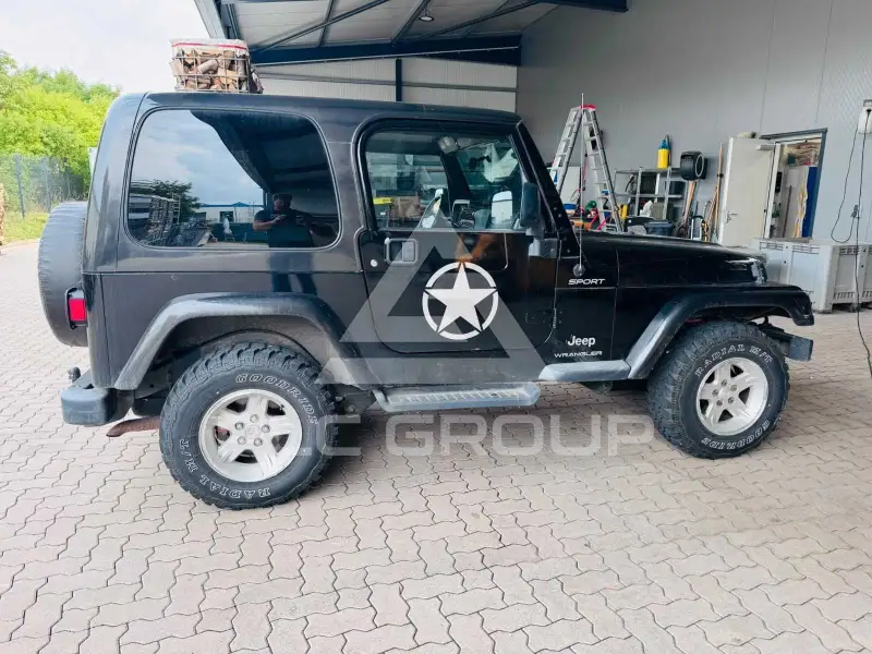 2004 Jeep WRANGLER