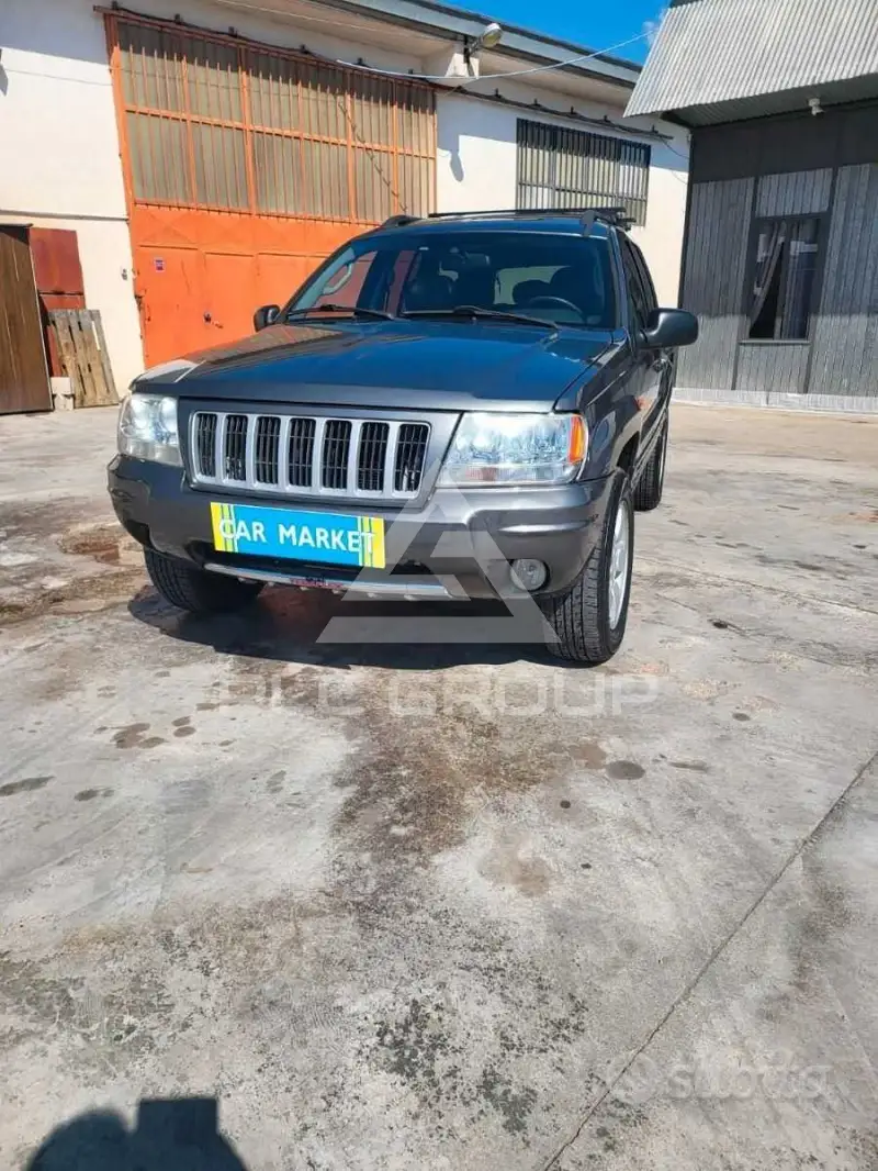 2004 Jeep CHEROKEE