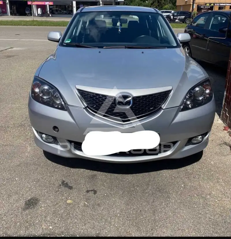 2004 Mazda 3