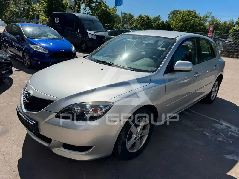 2004 Mazda 3