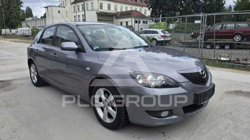 2004 Mazda 3