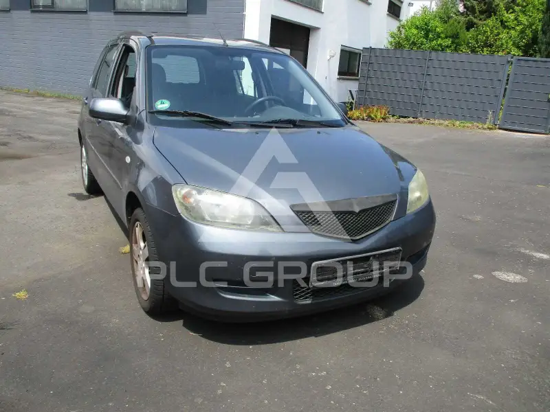 2004 Mazda 2