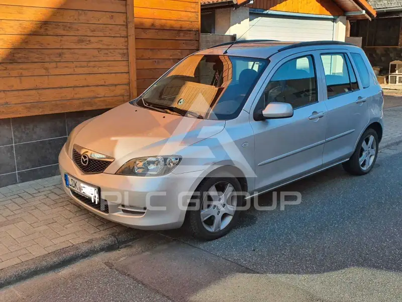 2004 Mazda 2 (Demio)