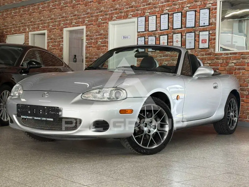 2004 Mazda MX-5
