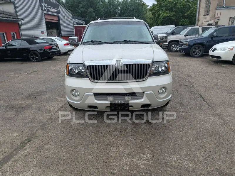 2004 Lincoln NAVIGATOR