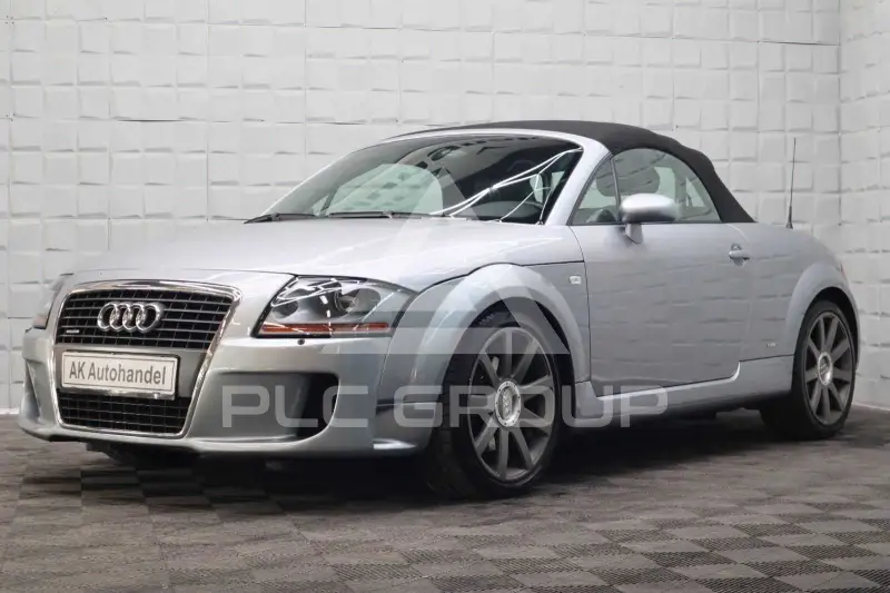 2004 Audi TT