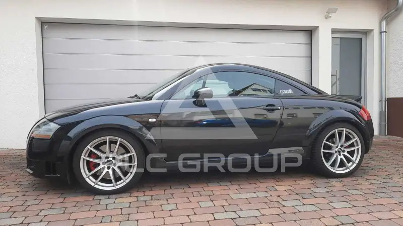 2004 Audi TT