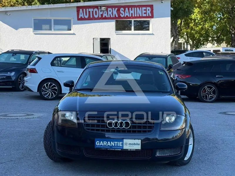 2004 Audi TT