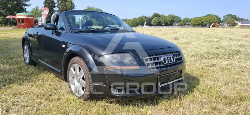 2004 Audi TT