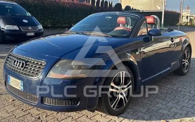 2004 Audi TT
