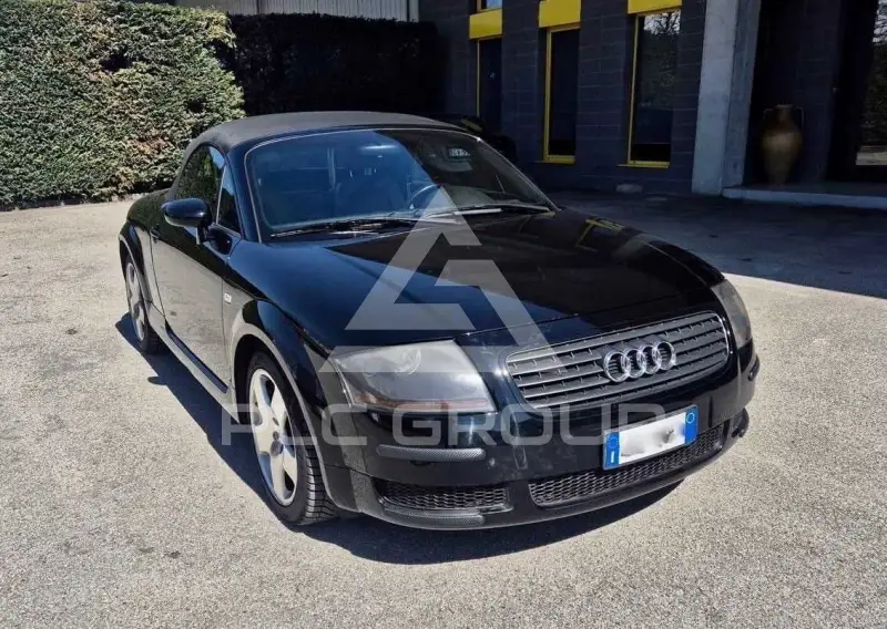 2004 Audi TT