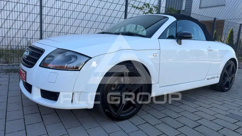 2004 Audi TT