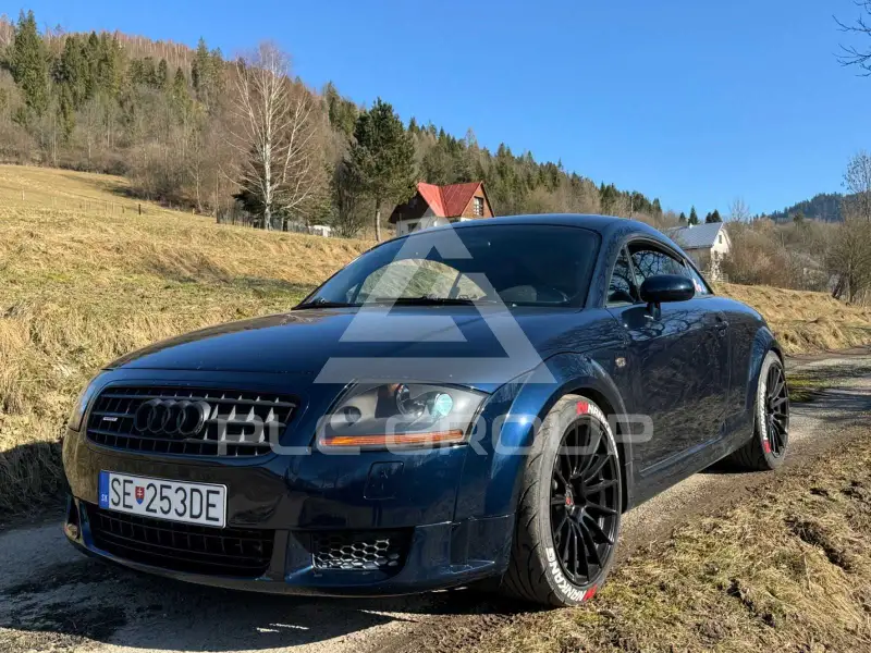 2004 Audi TT