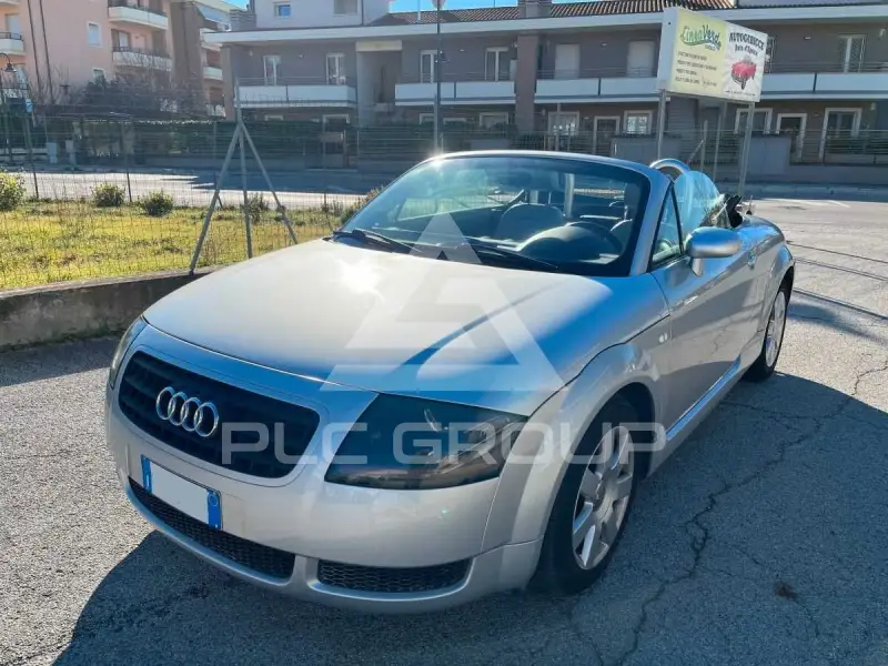2004 Audi TT