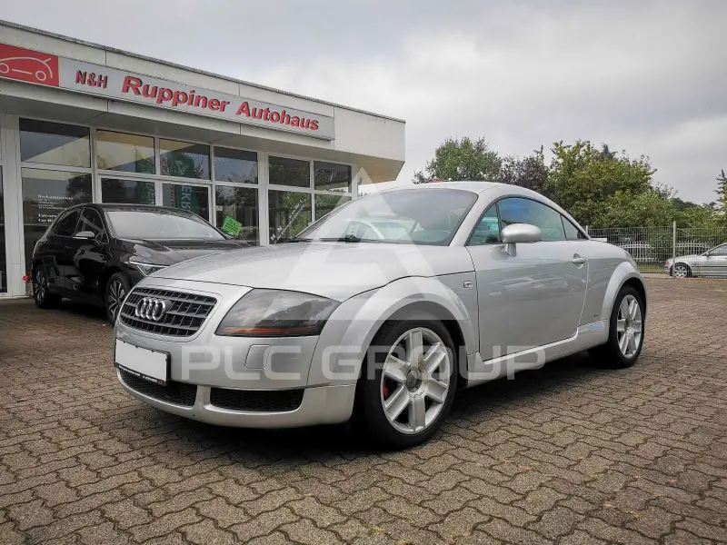 2004 Audi TT