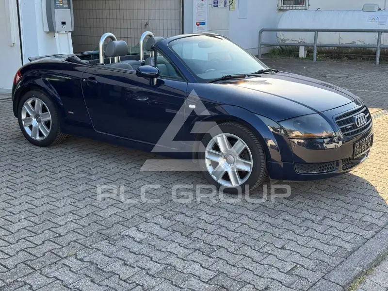 2004 Audi TT