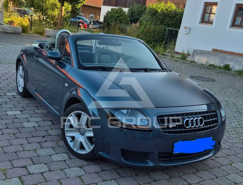 2004 Audi TT