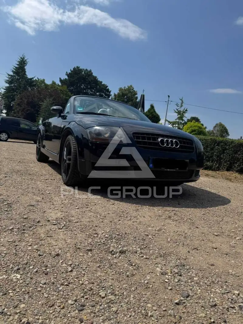 2004 Audi TT