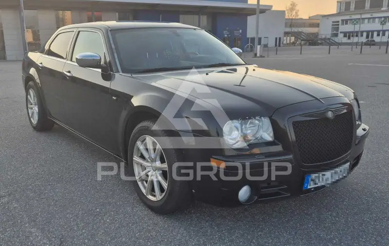 2004 Chrysler 300