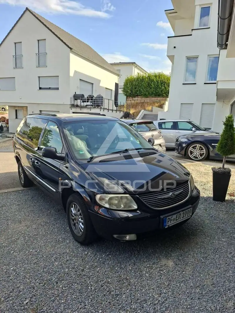 2004 Chrysler Grand Voyager