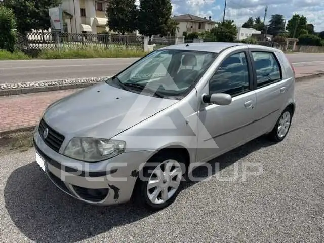 2004 Fiat Punto