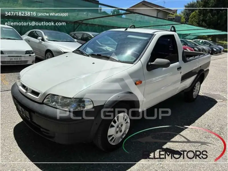 2004 Fiat Strada