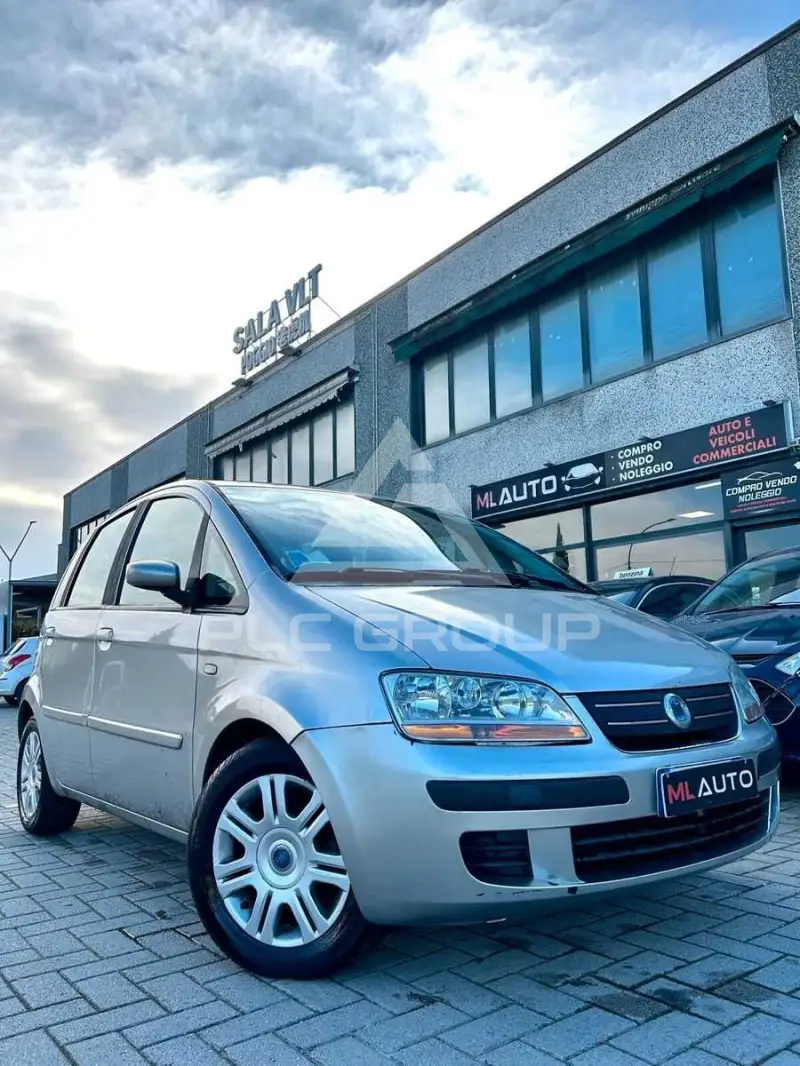 2004 Fiat Idea