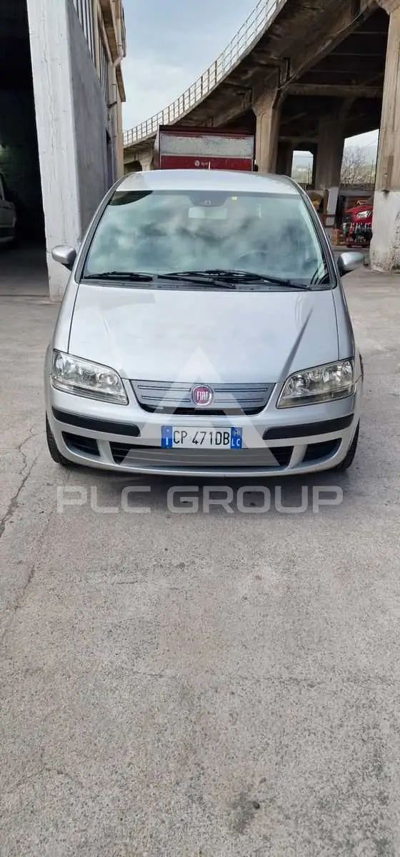 2004 Fiat Idea