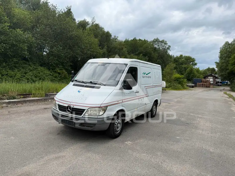 2004 Mercedes Benz Sprinter