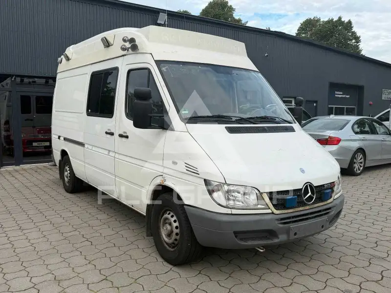 2004 Mercedes Benz Sprinter