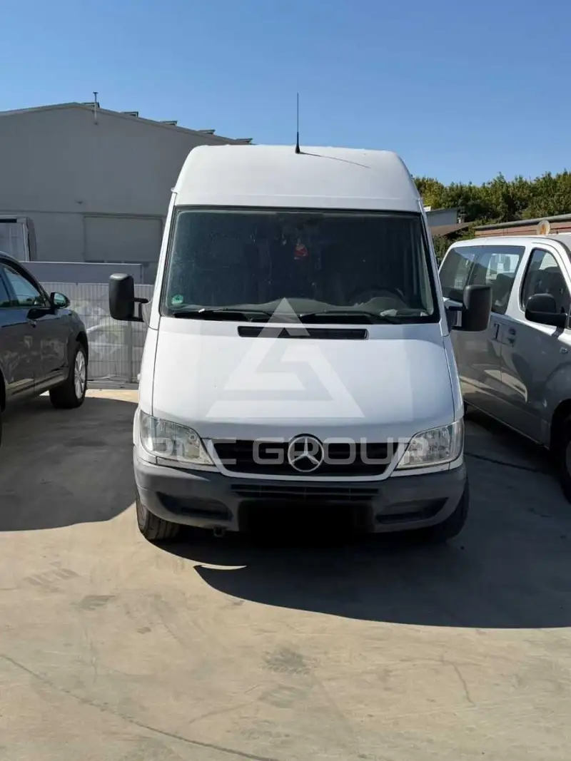 2004 Mercedes Benz Sprinter