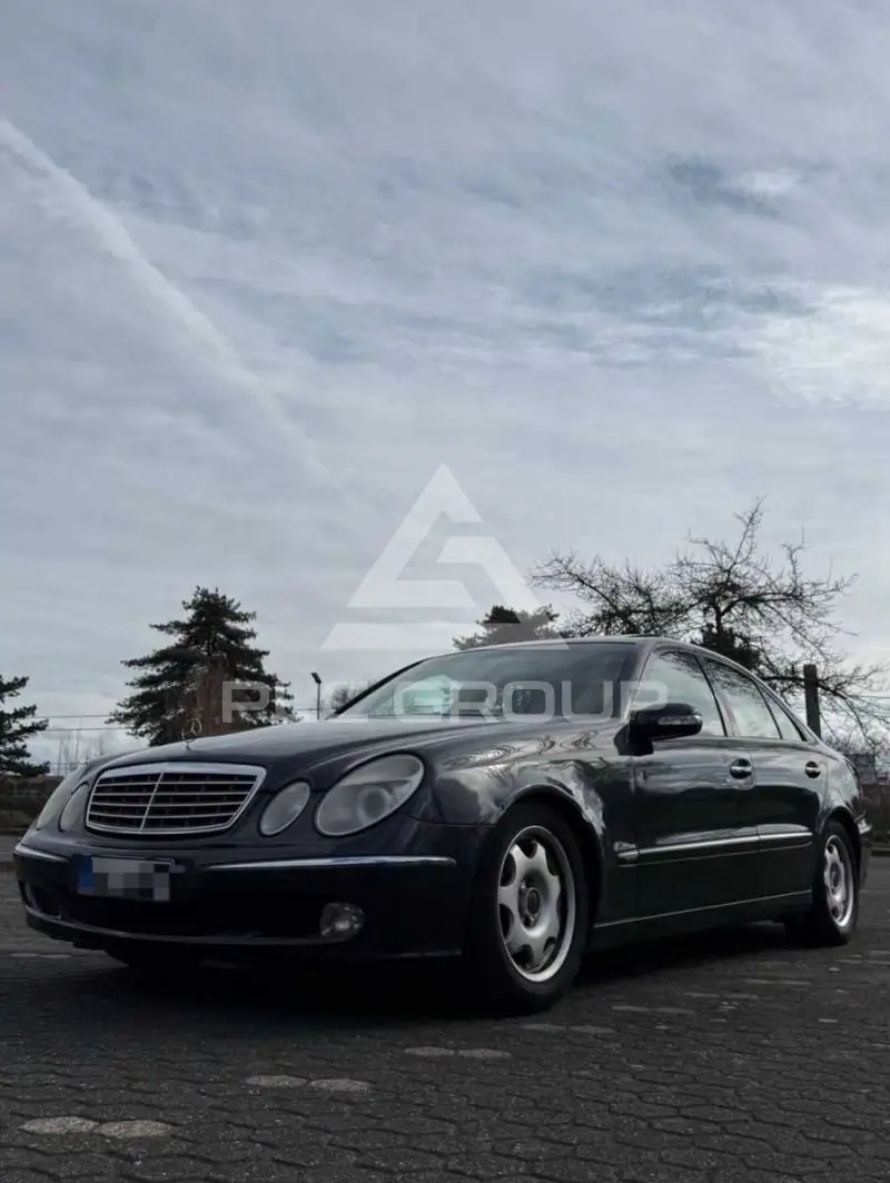 2004 Mercedes Benz E 320